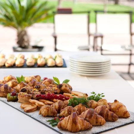 Catalonia Hotel 4*
