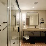 Catalonia 4*